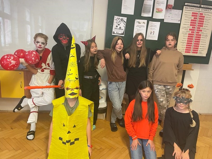 HALLOWEEN VE ŠKOLE - fotografie 6