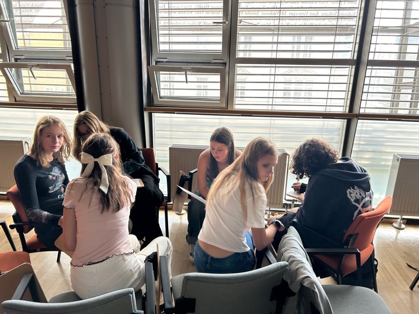 Workshop – redakční rada školního časopisu - fotografie 4
