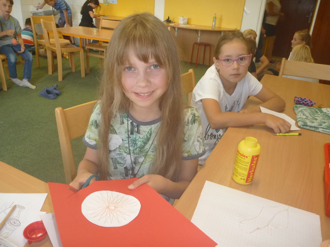 Nový rok ve školní družině - fotografie 8