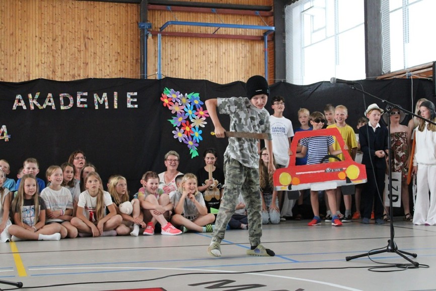 Školní akademie - fotografie 12