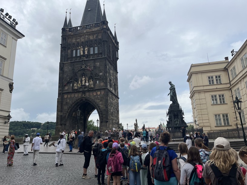 Školní výlet 4. a 5. třídy do Prahy - fotografie 4