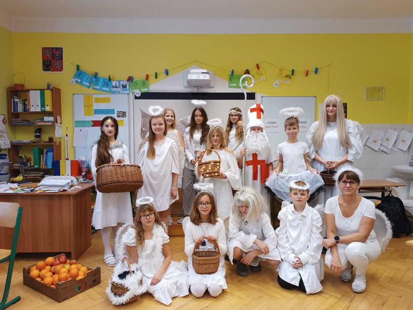 Mikulášská v naší škole - fotografie 2