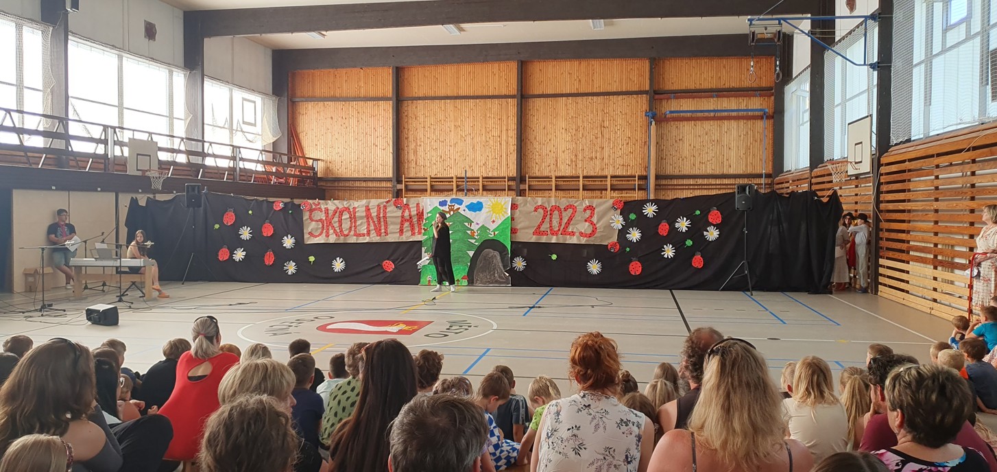 Školní akademie - fotografie 8