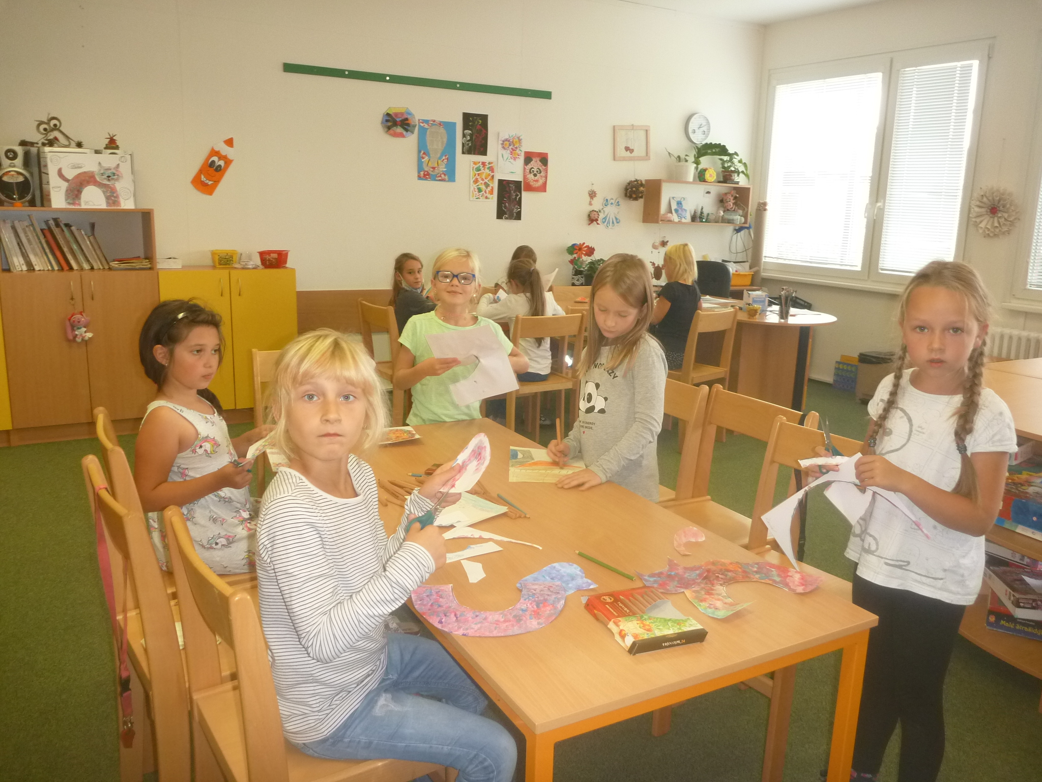 "Pastelky" a duhová kočička - fotografie 4