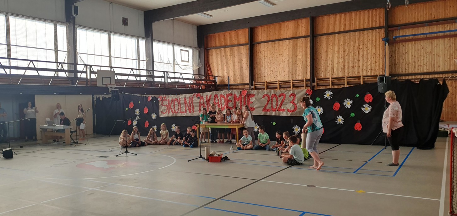 Školní akademie - fotografie 13