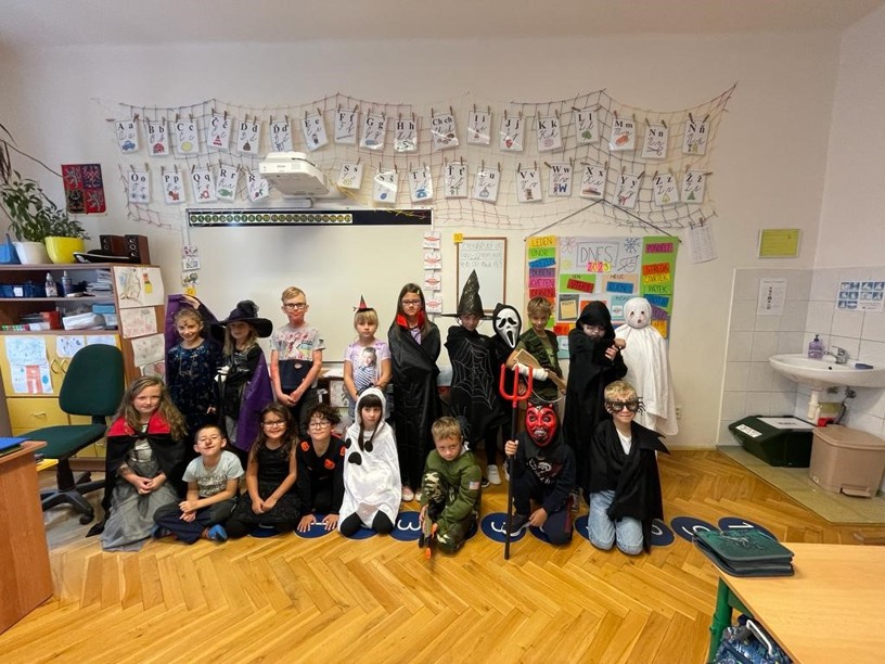 HALLOWEEN VE ŠKOLE - fotografie 2