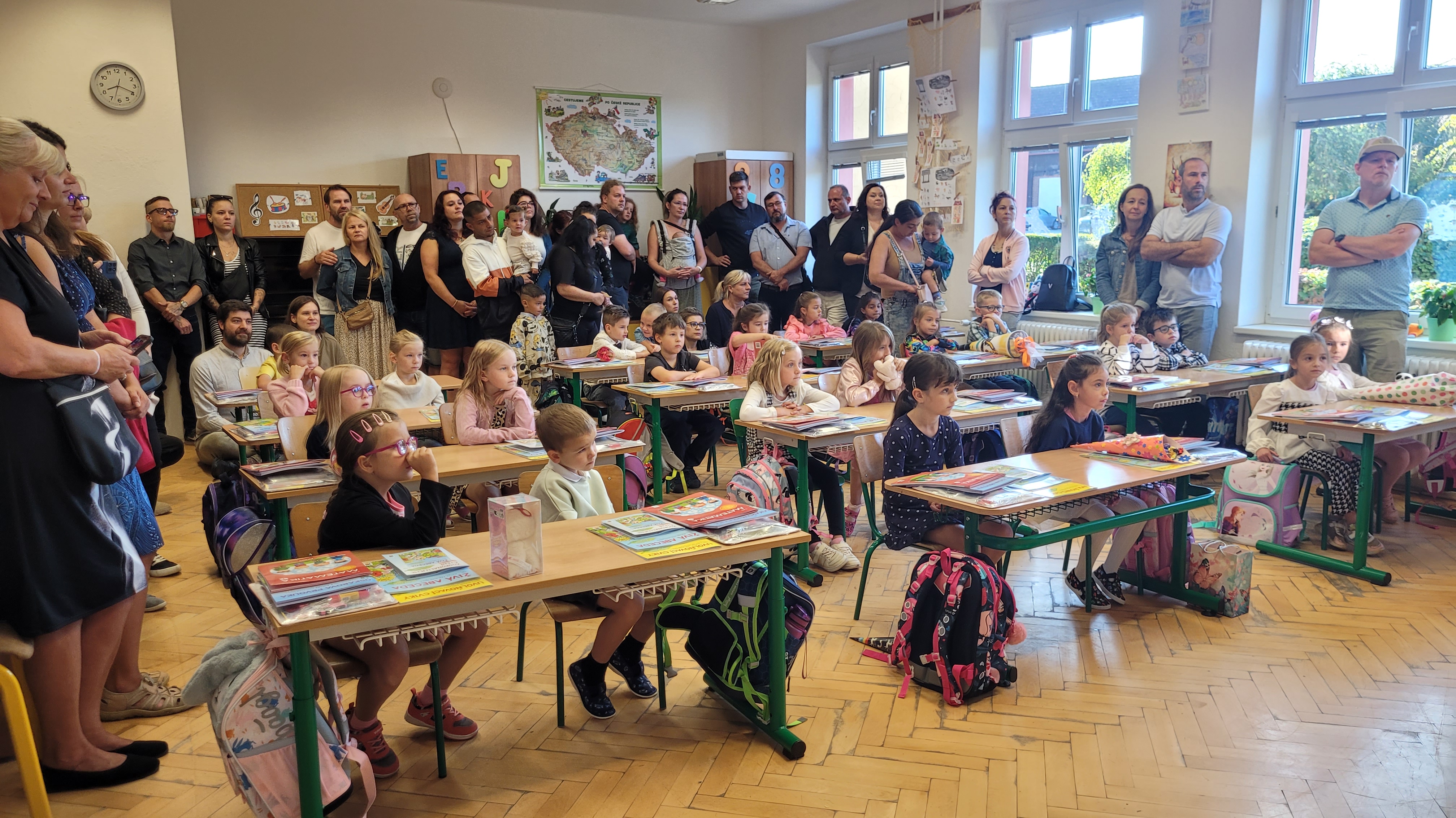 Přivítání žáků 1. třídy - fotografie 12