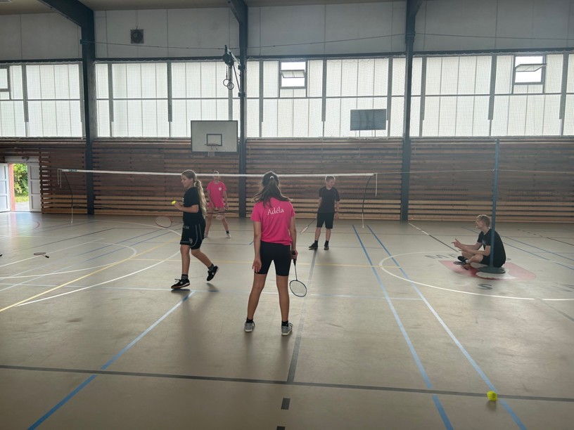 Sportovní den - 2. stupeň - fotografie 14