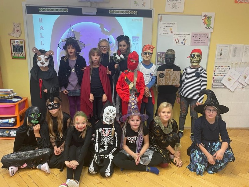 HALLOWEEN VE ŠKOLE - fotografie 4
