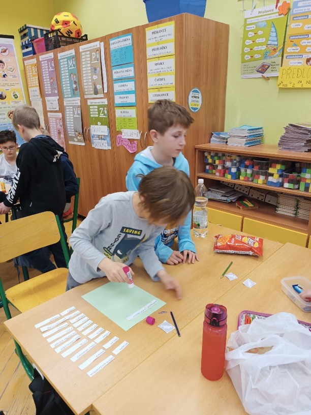 Noc s Andersenem, 2., 3. a 4. třída - fotografie 7