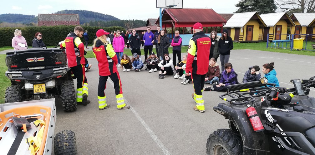 Czech SAR Team ve škole - fotografie 4