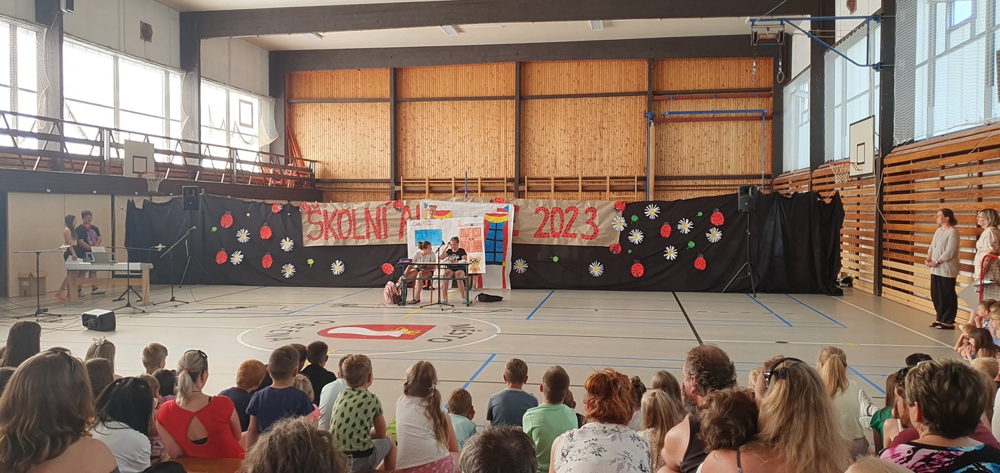 Školní akademie - fotografie 11