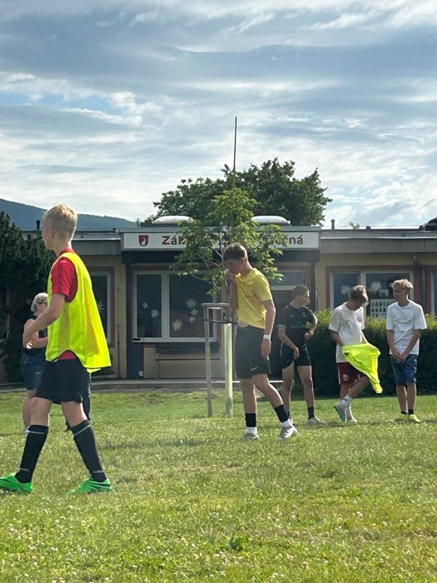 Sportovní den - 2. stupeň - fotografie 2