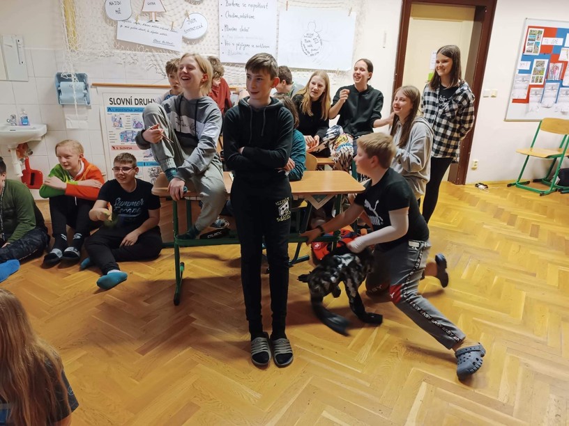 Noc s Andersenem - 6. a 7. třída - fotografie 9